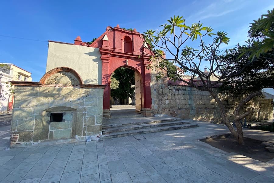 Templo del Carmen Alto, sitio del antiguo teocalli